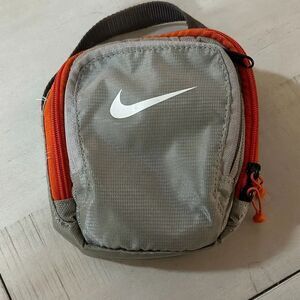 NIKE Organizer Bag